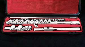 Flauta Transversal Yamaha YFL-221