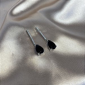 Brinco Filete de Microzircônia Com Gota Hematita Ródio Branco