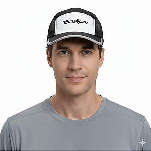 Boné Five Panel - Aba Reta Preto e Branco