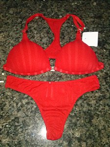 conjunto vermelho tamanho M