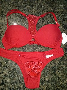 conjunto vermelho tamanho G