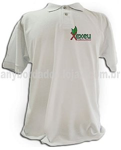 Camisa pólo masculina com bordado