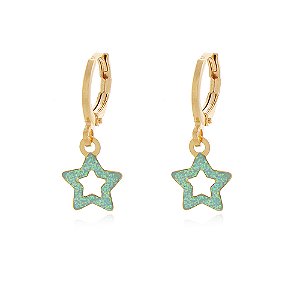 BRINCO ARGOLA ESTRELA VAZADA TURQUESA COM GLÍTER COLORIDO EM RESINA