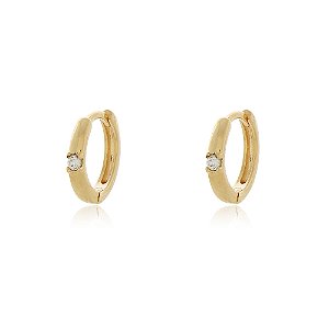 BRINCO ARGOLA PEQUENA 1,1 CM COM DETALHE ZIRCÔNIA CRISTAL BANHADO A OURO 18K