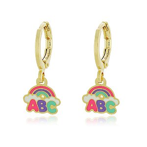 BRINCO DE ARGOLA COM PINGENTE ARCO ÍRIS ABC