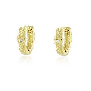 BRINCO ARGOLA PEQUENA COM DETALHE CORAÇÃO E ZIRCÔNIA CRISTAL