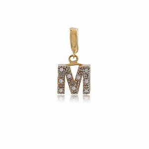 PINGENTE CHARM LETRA M MICROZIRCÔNIAS CRISTAIS