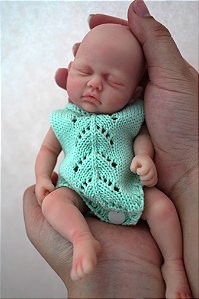 Bebê Reborn Silicone Sólido Mini Bebê