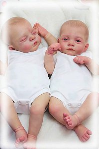 Bebê Reborn Gemeas Mel e Julia