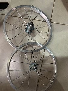PAR DE RODAS ARO 16 EM ALUMINIO