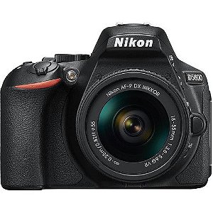 Câmera Nikon DX D5600 com Lente AF-P DX 18-55mm f/3.5-5.6G VR