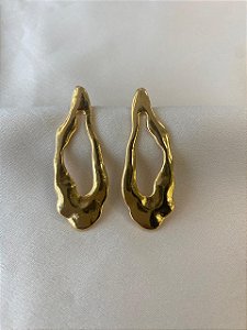 Brinco Longo Vazado Dourado