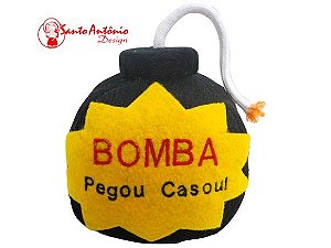 Bomba do Noivo Pegou Casou em Feltro Artesanal para Casamento