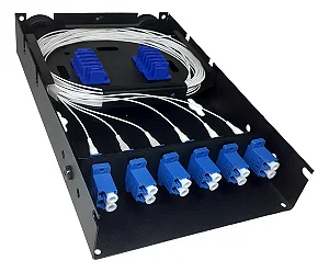 Mini DIO 6FO de aço com conectores pigtail e acopladores LC/UPC monomodo