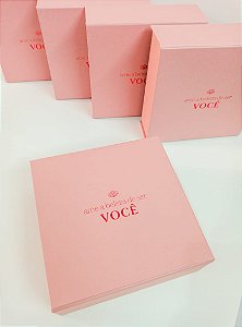 Caixa  Cartonada com Tampa Magnética