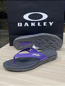 Chinelo Oakley masculino