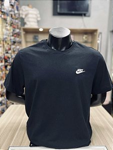 Camiseta Nike Sportswear Club Masculina