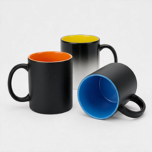 Caneca Mágica Preta Com Interior Colorido