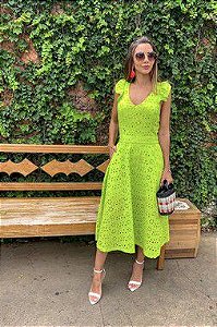 vestido de lese colorido