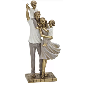 Escultura Família Decorativa Casal com Um Menino e Uma Menina