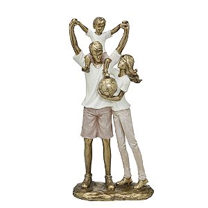 Escultura Decorativa Mãe, Pai e filho com Bola