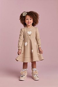 Vestido comfy amêndoa corações | Gabriela Aquarela