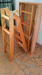 Escada Merco para Sótão Madeira 3,00m 68cm x 138cm -- ( Vão no teto 70cm x 140cm )