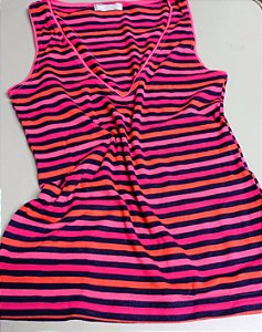 Blusa regata, tamanho M.