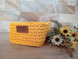Cesto retangular amarelo ouro