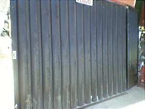 PORTÃO ALUMÍNIO P/GARAGEM  ALT 2,50m X 2,50 LARG 6 MESES USO