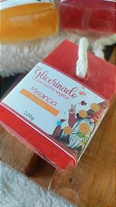 SABONETE COM BUCHA VEGETAL - MELANCIA
