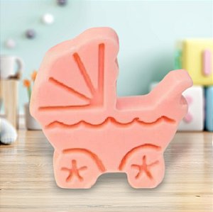 Lembrancinha sabonete carrinho de bebê - 25 unidades