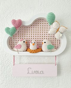 Porta Maternidade Nuvem e Família de Passarinhos Amigurumi