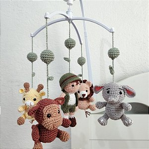 Móbile Amigurumi Safari com Musical