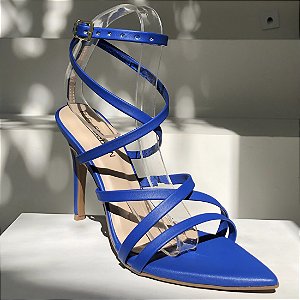 Sandália Salto Fino Tiras Trançadas e Bico Folha Azul