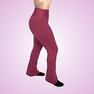 Calça Flare Vinho