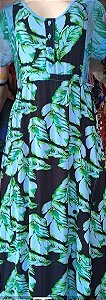 Vestido longo estampado em verde e preto