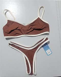 Conjunto Esportivo com fecho