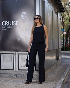 Conjunto Em Crepe Regata e Calça Com Listras