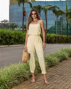 Conjunto Em Crepe De Calça E Regata