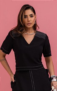 Blusa Decote V Pespontado Manga Curta