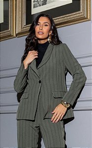 Blazer Em Alfaiataria Com Risca De Giz e Lapela