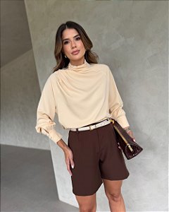 Blusa Satin Manga Longa Drapeado Ombro Doce Flor