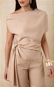 Blusa Assimétrica Com Amarração Doce Flor