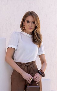 Blusa Em Viscolinho Com Detalhe Retilinea Manga