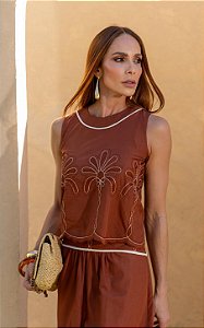 Blusa Em Tricoline Decote Redondo Bordado