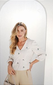 Blusa Alfaiataria Listrado E Bordado Manga Balone Donna Ritz