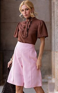 Blusa Em Crepe Com Gola Alta e Babados