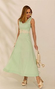 Vestido Midi Em Tricoline Evase Com Aplicação Renda