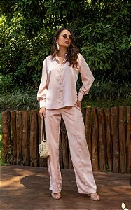 Calça Reta Em Cetim Com Bolso Faca e Nervura